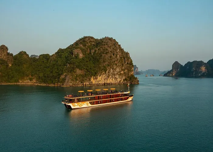 Botel Nostalgia Cruise Hạ Long