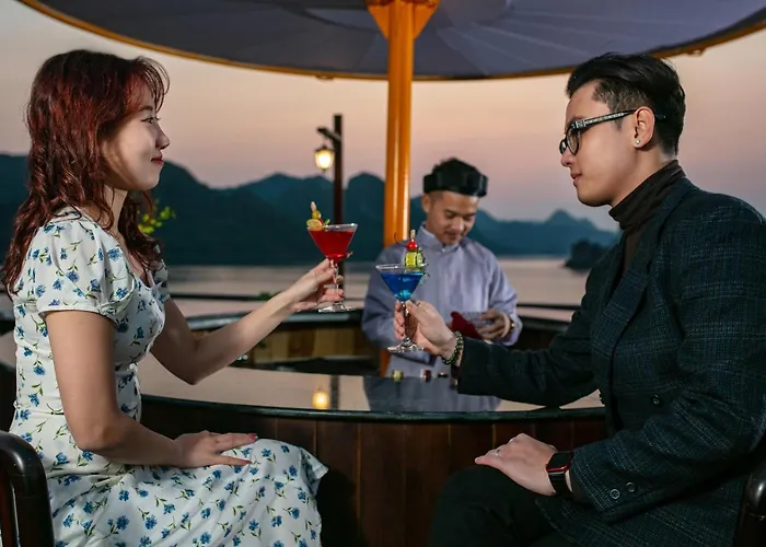 Nostalgia Cruise Botel Ha Long